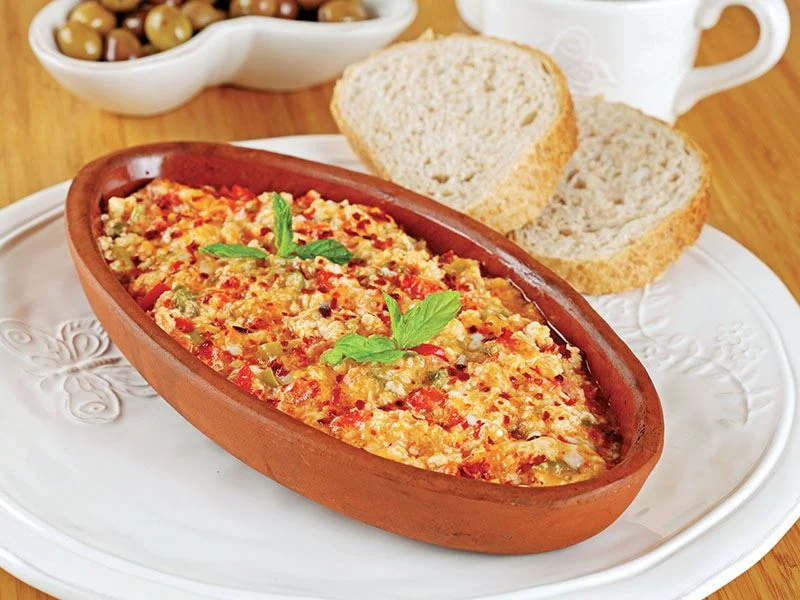 Güveçte Sade Menemen